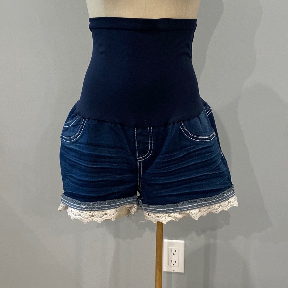 Bella Vida Maternity shorts with white crouche lace bottom